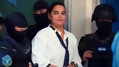 Un dictamen forense habilitó a la exprimera dama para ser sometida a juicio en Tegucigalpa.