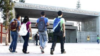 Las actividades académicas en la UNAH son virtuales desde marzo de 2020, a consecuencia de la pandemia. Fotografía: Presencia Universitaria