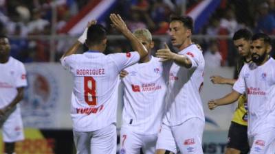 Olimpia goleó 3-0 al Génesis en el inicio del Apertura 2024.