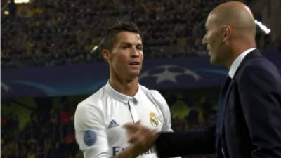 Cristiano Ronaldo festejó su gol con Zinedine Zidane.