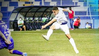 El hondureño Roger Rojas marcó un gol en la derrota del Cartaginés en el campo del Pérez Zeledón.
