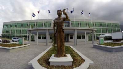 Foto de la fachada de la Corte Suprema de Justicia.