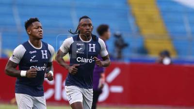 Romell Quioto y Alberth Elis son suplentes ante El Salvador.