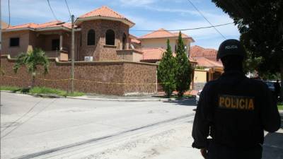 villas MACKEY En esta residencial se encontró la casa vacía.