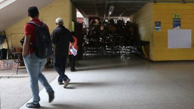 Las autoridades universitarias reiteraron que la reanudación del segundo período académico depende del acceso a las aulas, en estos momentos en manos dle MEU.