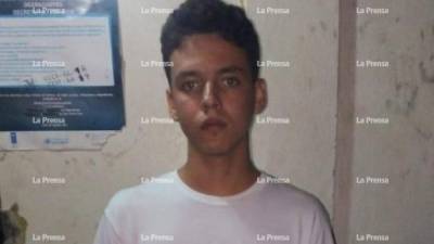 El joven Larry ha tenido un comportamiento tranquilo.