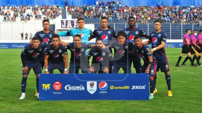 El Motagua venció 2-1 al Marathón y se mantiene en la pelea por el liderato.