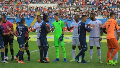 Olimpia y Motagua no descartan compartir estadio y salir del Nacional.