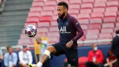 Neymar está feliz por volver a los entrenamientos con el PSG.