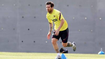 Lionel Messi al igual que el resto de sus compañeros del Barcelona ya volvieron a los entrenamientos. Foto AFP