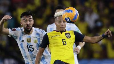 Byron Castillo jugó varios partidos de las eliminatorias rumbo al Mundial de Qatar 2022.
