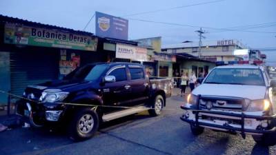 El asesino esperaba al comerciante y lo atacó a balazos cuando ya se había bajado de su vehículo.