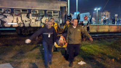 Los heridos fueron auxiliados de inmediato y llevados a la emergencia de un centro asistencial.