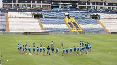 Alianza Lima logró que le quiten dos puntos en la tabla a Carlos Stein y seguirá en la Liga 1 de Perú. Foto Facebook Alianza Lima.