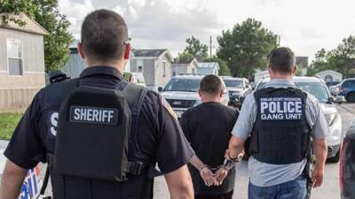 Las autoridades migratorias deportarán a los pandilleros salvadoreños capturados en Texas.//Twitter.