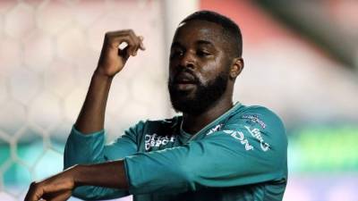 El tico Joel Campbell fue la figura de León en la vuelta de semifinales contra Chivas. Foto EFE