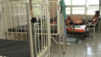 El hospital solo puede habilitar cuatro camas para niños.