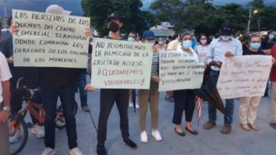 La plaza comercial es construida al lado norte de la entrada de la residencial Las Mercedes. Foto: Amílcar Izaguirre