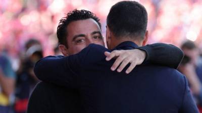 Xavi Hernández y el FC Barcelona están obligados a ganar el lunes.