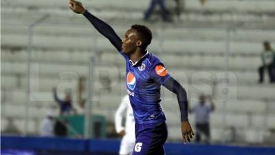 Rubilio Castillo marcó el único gol del partido para el triunfo de Motagua sobre Honduras Progreso. Foto Ronald Aceituno