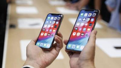 Los nuevos modelos de iPhone han registrado bajas ventas.