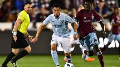 Roger Espinoza vio acción en el choque ante Colorado Rapids.