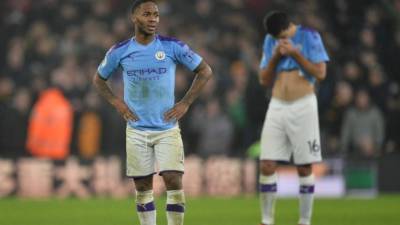 Manchester City sufrió una dura derrota y se alejó del primer lugar.
