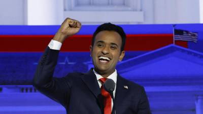 El empresario Vivek Ramaswamy se convierte en uno de los favoritos para la nominación republicana tras su participación en el primer debate de los aspirantes presidenciales.