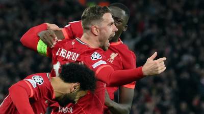 Liverpool doblega al Villarreal y pone un pie en la final de la Champions League