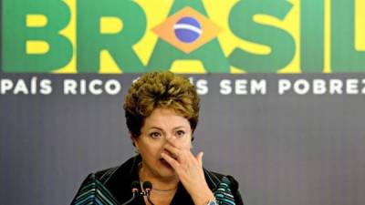 Rousseff afirma que uno de sus enemigos le puso una trampa en la Cámara.