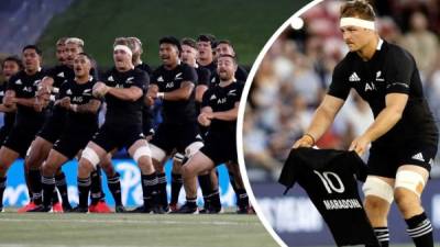 La selección de rugby de Nueva Zelanda, conocida como los 'All Blacks', ha querido rendir también un sentido homenaje a Diego Armando Maradona.