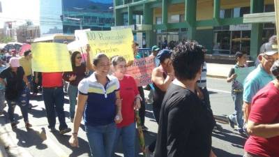 Los trabajadores protestaron ayer.