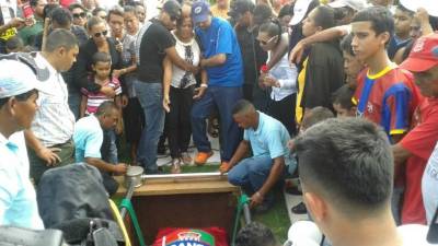 La progenitoria de Peralta aseguró que ella lo quería ver como un profesional universitario.