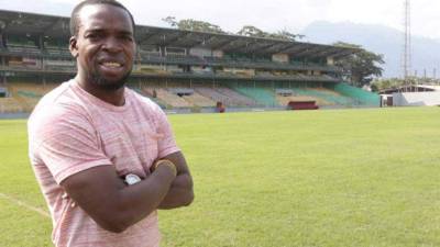 El ex delantero hondureño Walter 'Pery' Martínez murió este domingo a sus 37 años de edad en la ciudad de Nueva York, Estados Unidos. Tras la terrible noticia de su fallecimiento, en las redes sociales los futbolistas y la prensa internacional se pronunciaron lamentando la información.