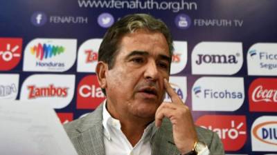 Jorge Luis Pinto aseguró que su representante negocia con la Federación Ecuatoriana de Fútbol (FEF).