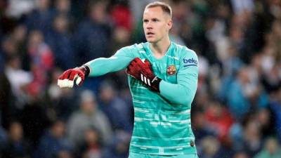 Marc-André ter Stegen desea seguir en el Barcelona, pero no hay acuerdo.