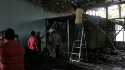 Miembros de la Iglesia llegaron al lugar, todo estaba consumido por el fuego.