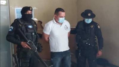 El guatemalteco Álvaro Oliva después de ser capturado por la Policía guatemalteca.
