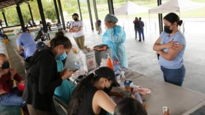 Las autoridades de Honduras aguardan la llegada de 80.000 vacunas de Pfizer.