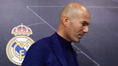 Zinedine Zidane logró 3 Champions League de forma consecutiva con Real Madrid. FOTO AFP.