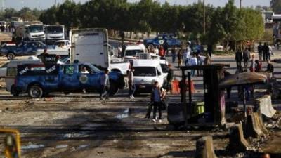 Students react following a shooting at Marjory Stoneman Douglas High School in Parkland, Florida, a city about 50 miles (80 kilometers) north of Miami on February 14, 2018.A gunman opened fire at the Florida high school, an incident that officials said caused 'numerous fatalities' and left terrified students huddled in their classrooms, texting friends and family for help.The Broward County Sheriff's Office said a suspect was in custody. / AFP PHOTO / Michele Eve Sandberg