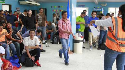 Alrededor de 350 vuelos de compatriotas repatriados fueron atendidos el año anterior por el Centro de Atención al Migrante.