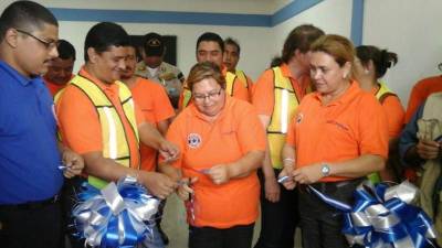 Las autoridades en la inauguración del lugar.