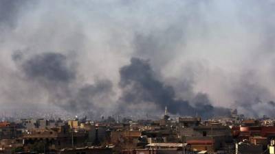Vista del humo producido por los combates en Irak. EFE/Archivo