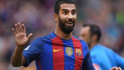 La cuenta de Arda Turan en Twitter registró un ‘Me gusta’ en una foto con la estampa de las 11 Copas de Europa de Real Madrid.