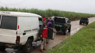 El cadáver fue levantado a las 12:15 pm.
