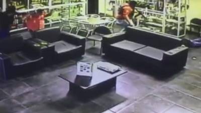 Las imágenes mostradas en el video pueden herir su sensibilidad, por lo que se pide prudencia para ver las mismas.