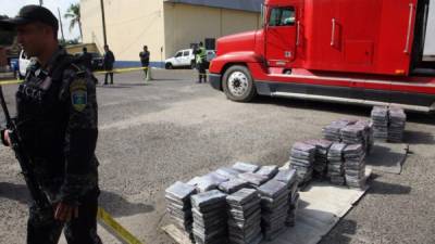 Al año por Honduras pasa cocaína con valor de dos mil millones de dólares, el doble del presupuesto de CA para combate al narco.
