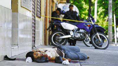Matan a dos indigentes en hechos similares