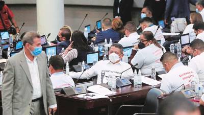 <b><span class=mln_uppercase_mln>Cámara.</span></b> Diputados del Congreso Nacional retornaron ayer después de un receso de un mes.<span class=mln_uppercase_mln> </span>